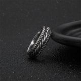 Load image into Gallery viewer, Men Stainless Steel Jewelry Punk Twist Chain Ring Wholesale