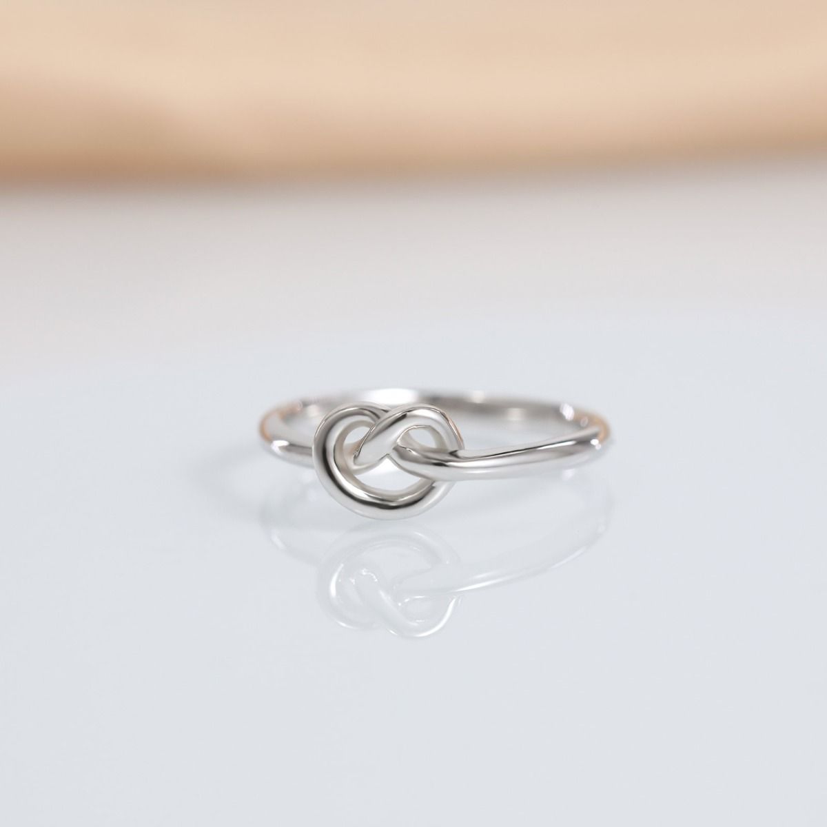 925 Silver Heart Knot Wedding Band – Oahlan