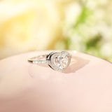 Load image into Gallery viewer, 925 Silver Heart Shaped Moissanite Halo Engagement Ring